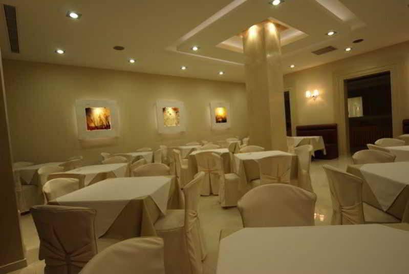 Blue Sea Hotel Митилини Экстерьер фото