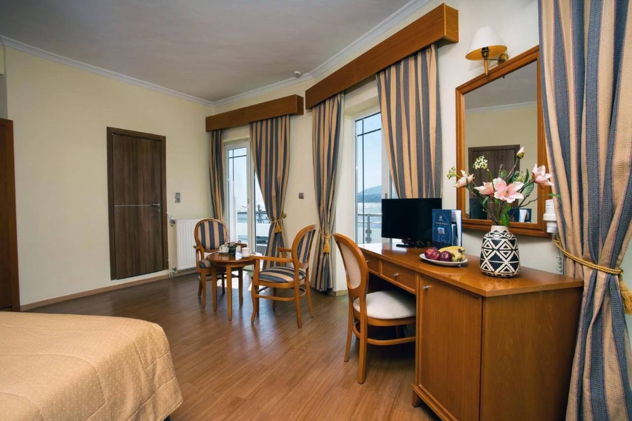 Blue Sea Hotel Митилини Экстерьер фото