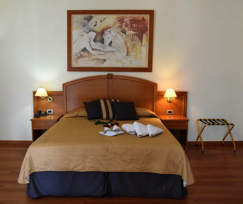 Blue Sea Hotel Митилини Экстерьер фото